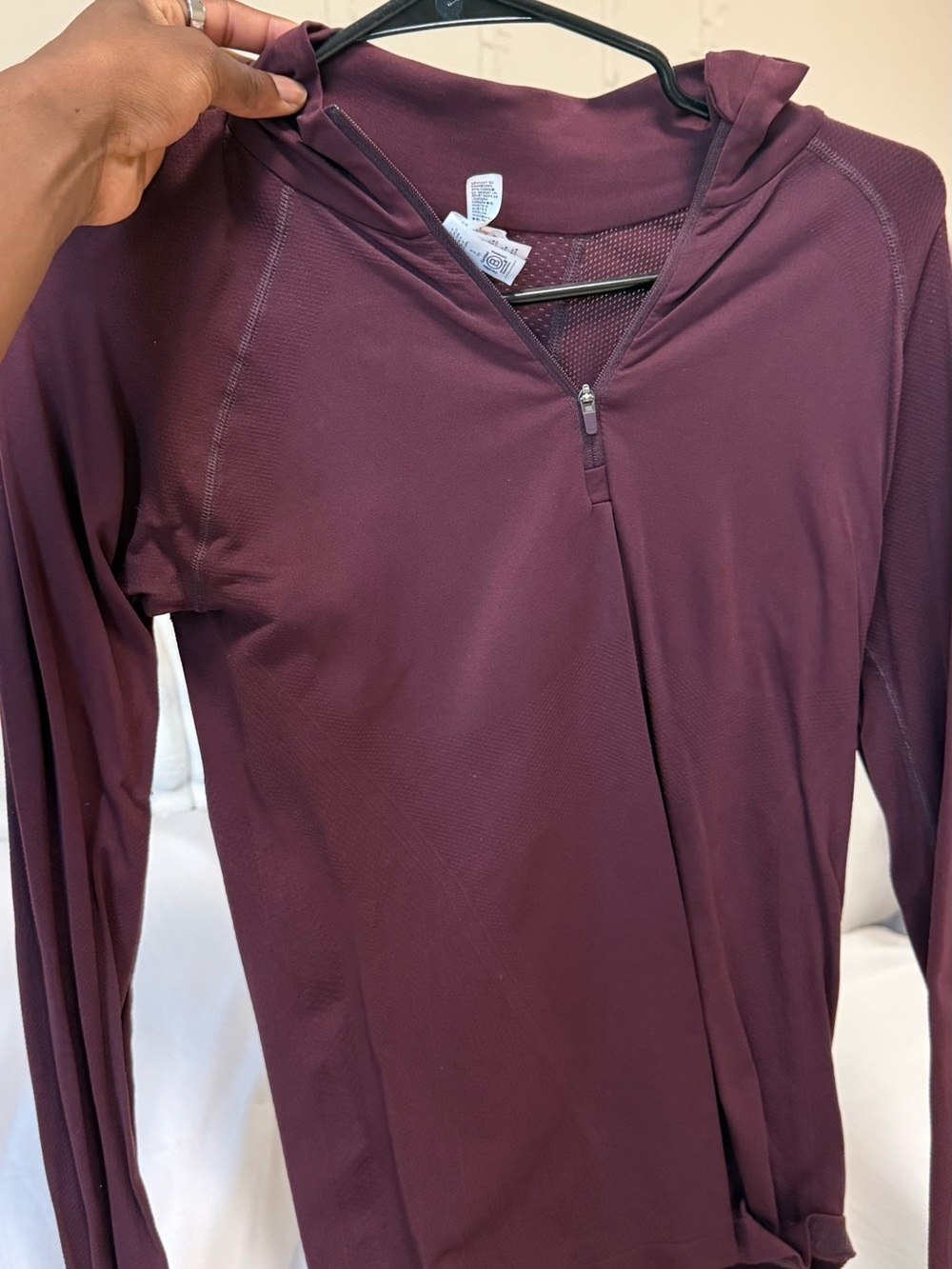⋆ athleta plum color top